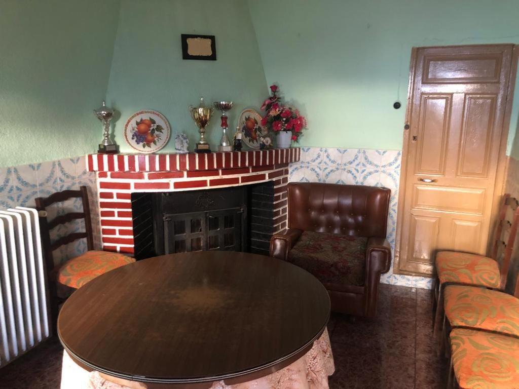 La Chimenea De La Tia Engracia Villa Ruidera Exterior foto